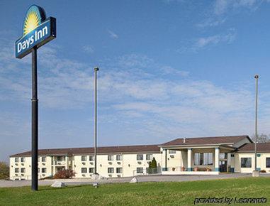 Days Inn By Wyndham Boonville Eksteriør bilde